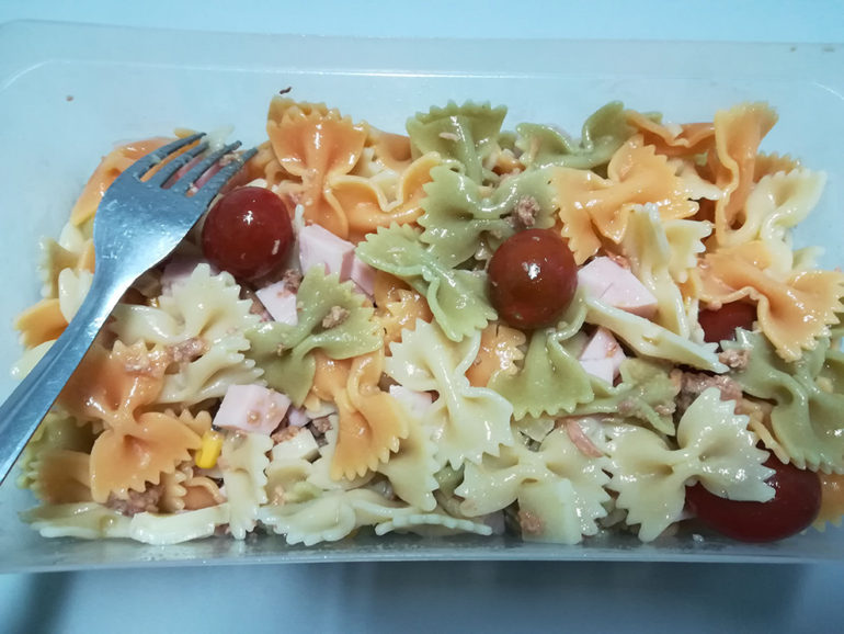 Ensalada de pasta rica rica